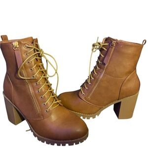 Stylish Tan Lace-Up Ankle Boots